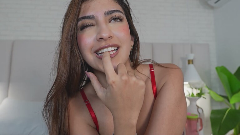 VictoriaJoliegb's Streamate show and profile