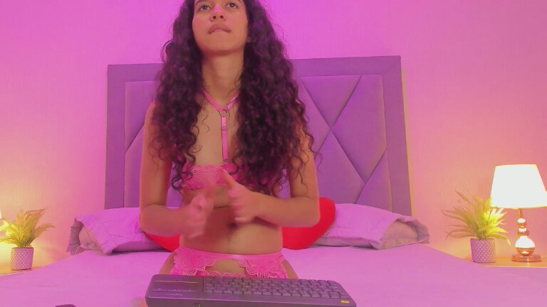 MichellSwift's Streamate show and profile