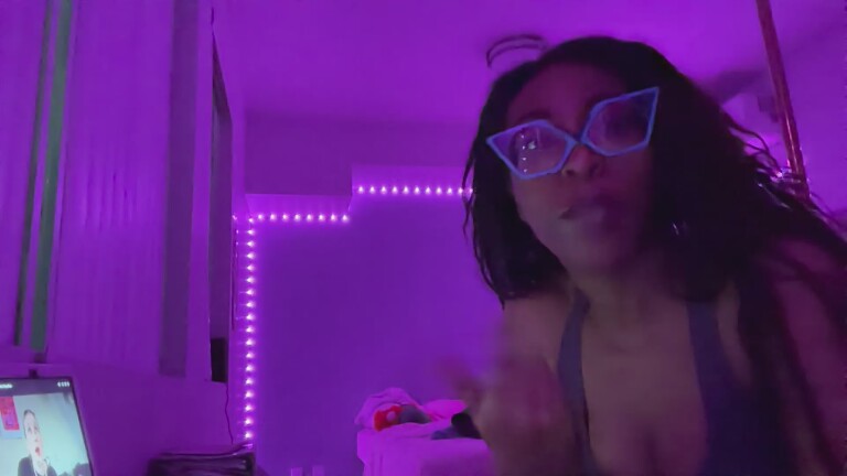 GoddessKing's Streamate show and profile