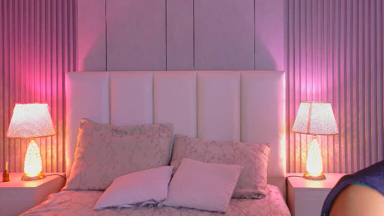 RafaellaCaruso's Streamate show and profile