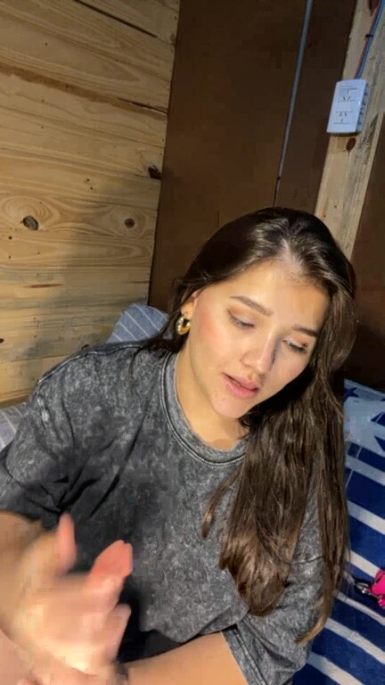 Angietubebe's Streamate show and profile