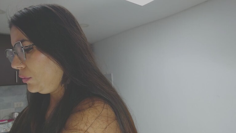 LunaDumont's Streamate show and profile