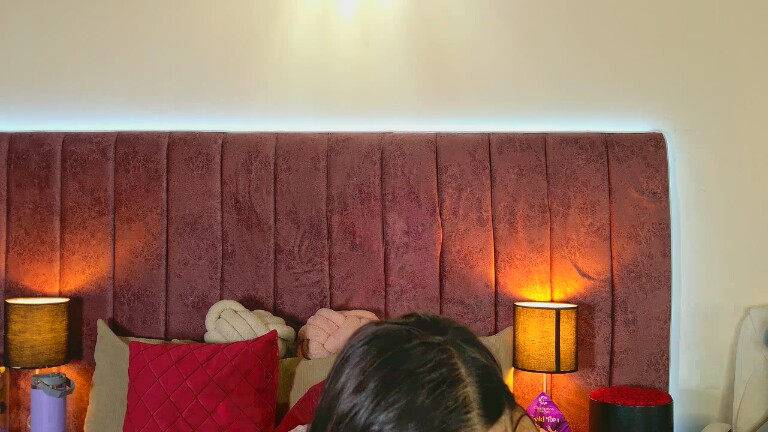 Evelin_Lombardi's Streamate show and profile