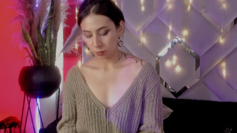 SaaraFoox's Streamate show and profile