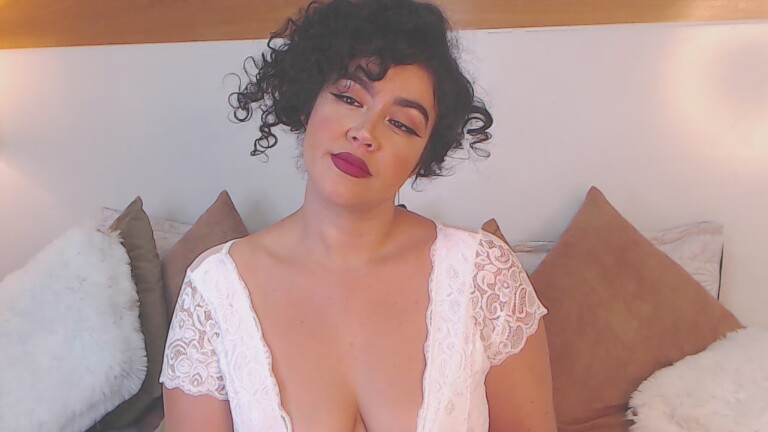 SeleneRisso's Streamate show and profile