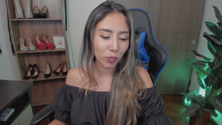 MissTianaX's Streamate show and profile