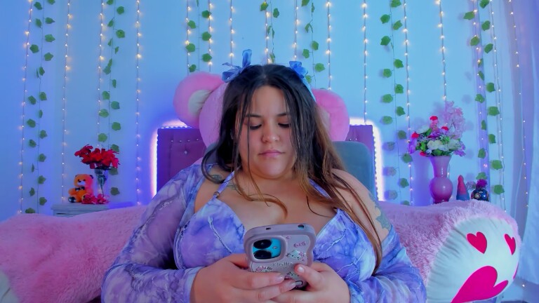 stephanyleon's Streamate show and profile