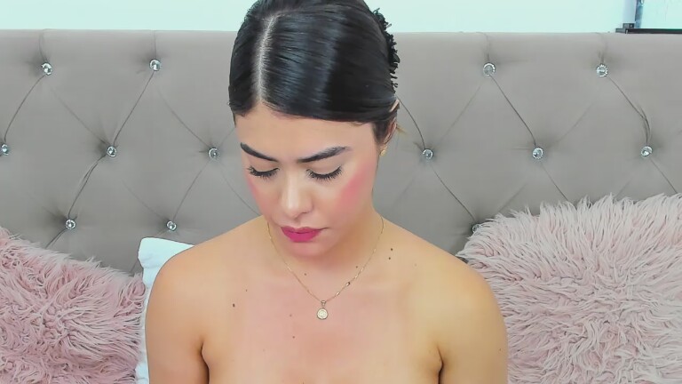 Kathialee's Streamate show and profile