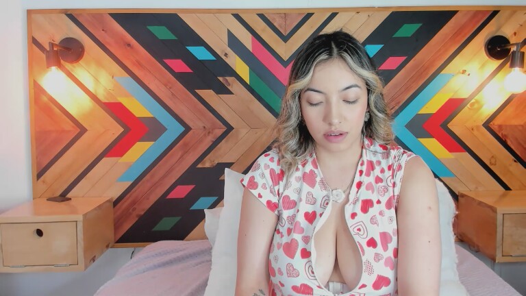 CelesteRiioz's Streamate show and profile