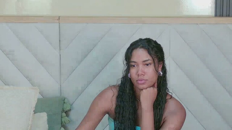 KarinaSanz's Streamate show and profile