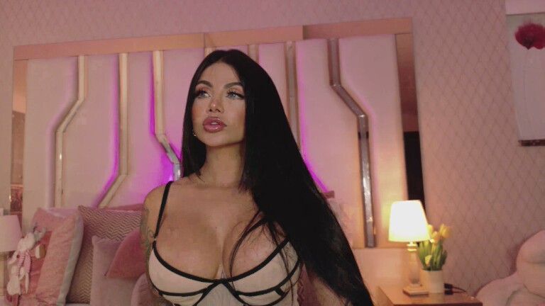 LucyHills39's Streamate show and profile