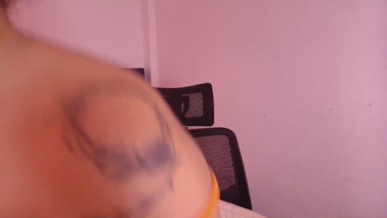 Selene_Leon's Streamate show and profile