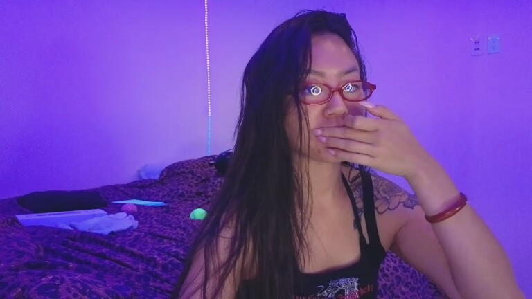 PriestessWu's Streamate show and profile