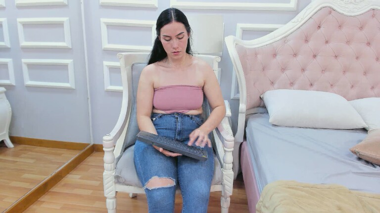 NatashaOlivaress's Streamate show and profile