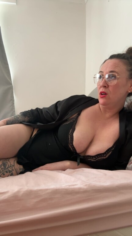 Naughty_Sophia_x's Streamate show and profile