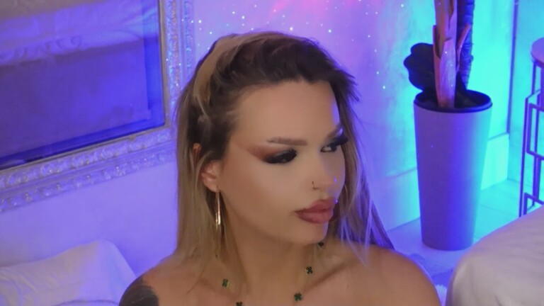 AstridStorm's Streamate show and profile