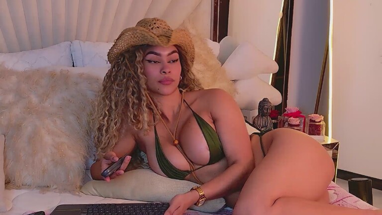 GingerPiiaf's Streamate show and profile