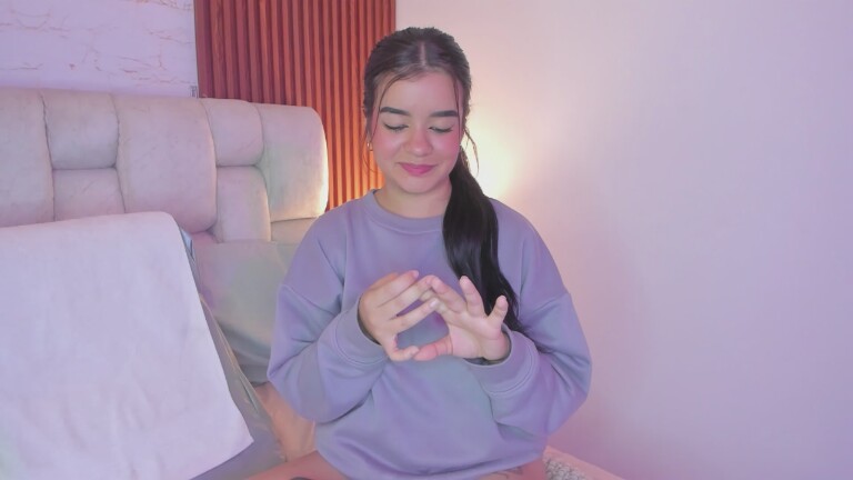 SophieWyldee's Streamate show and profile