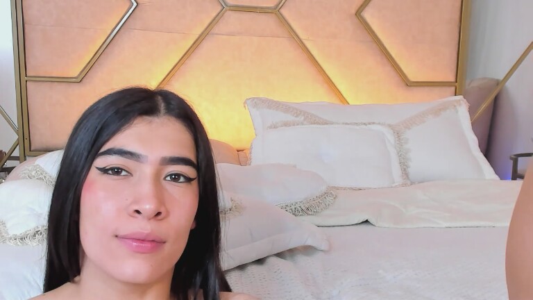 SiarayZoe's Streamate show and profile