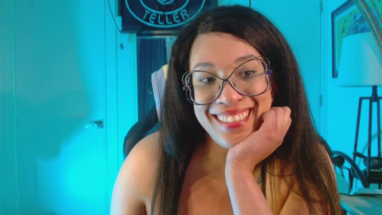 CallMeCharlotte's Streamate show and profile