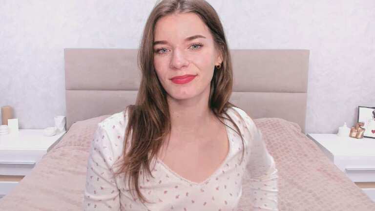 MYasmina's Streamate show and profile