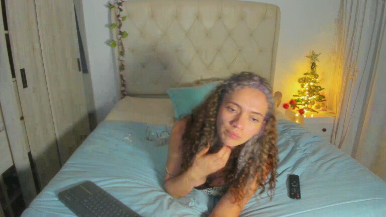 AliceKizar's Streamate show and profile