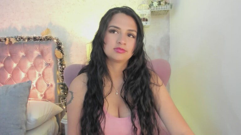 KarolGonzales's Streamate show and profile