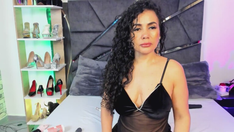CatlinBouuvier's Streamate show and profile