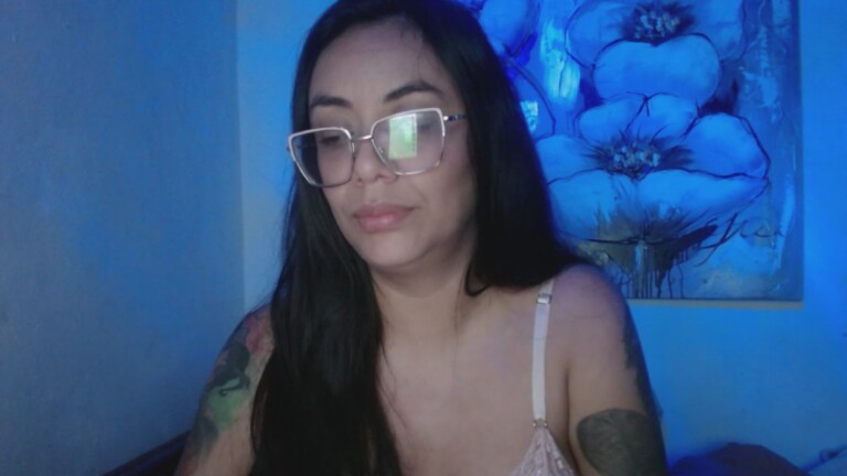 Luna_Marquez's Streamate show and profile