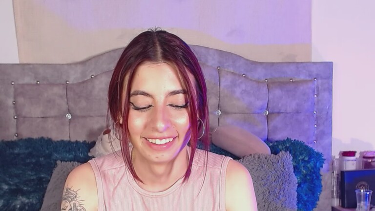 SophyMaiden's Streamate show and profile