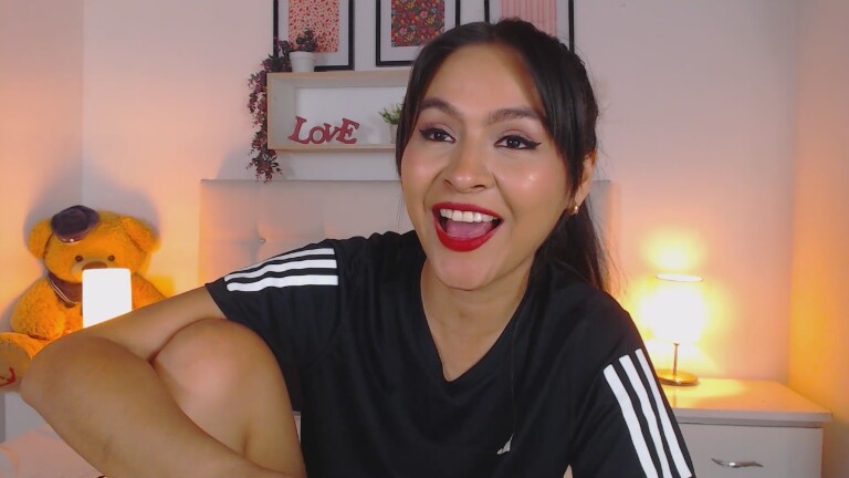 EmilyPricee's Streamate show and profile