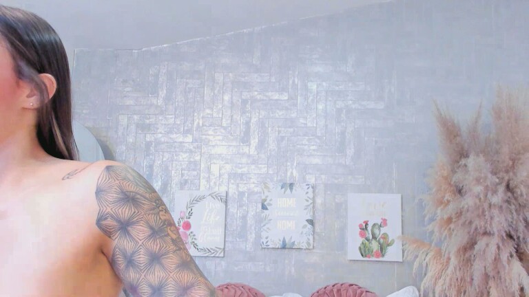 SaraBacker's Streamate show and profile