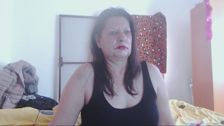 ExtasyMature's Streamate show and profile