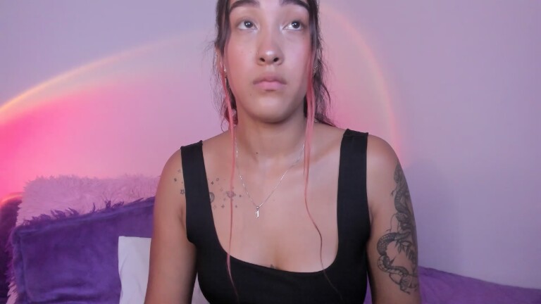 HeidyRousse's Streamate show and profile