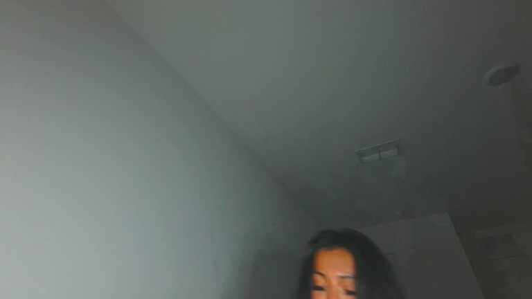 ExoticArya's Streamate show and profile