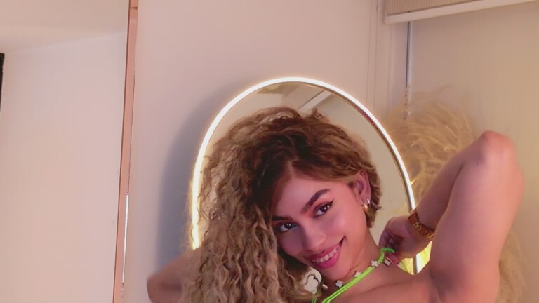 GingerPiiaf's Streamate show and profile