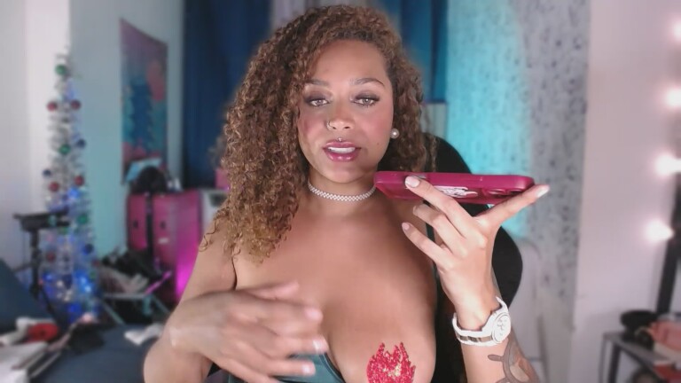 Exotic_emma69's Streamate show and profile