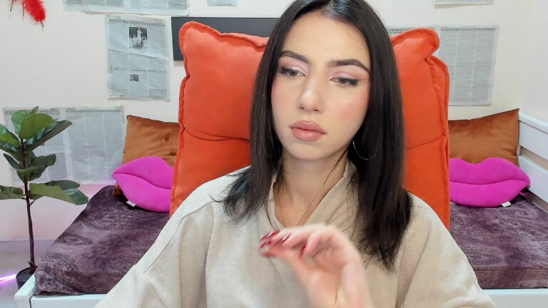 SarahTray's Streamate show and profile