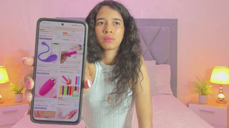 MichellSwift's Streamate show and profile