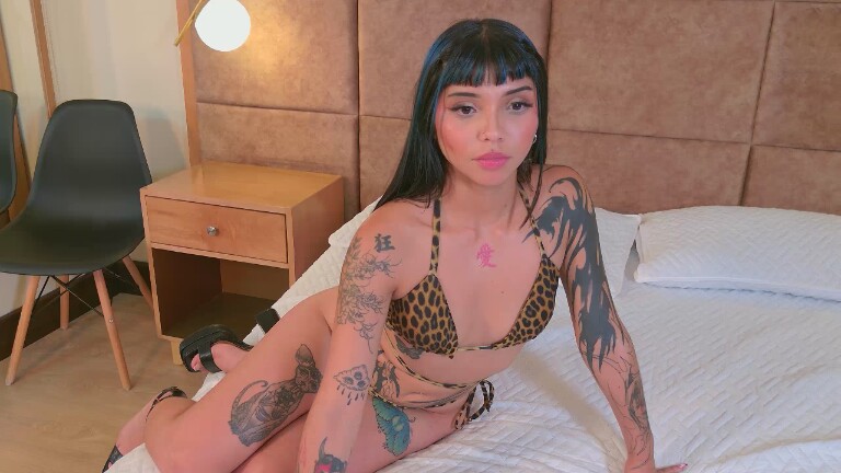 AlanaPierce's Streamate show and profile