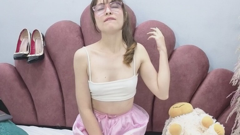 ISABELLAJHONS's Streamate show and profile