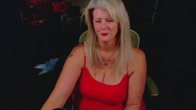 Alicescuriosity's Streamate show and profile