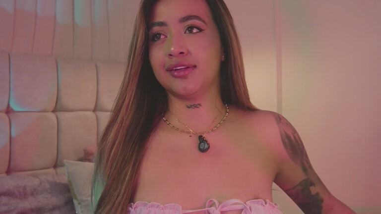 Crystal_W's Streamate show and profile