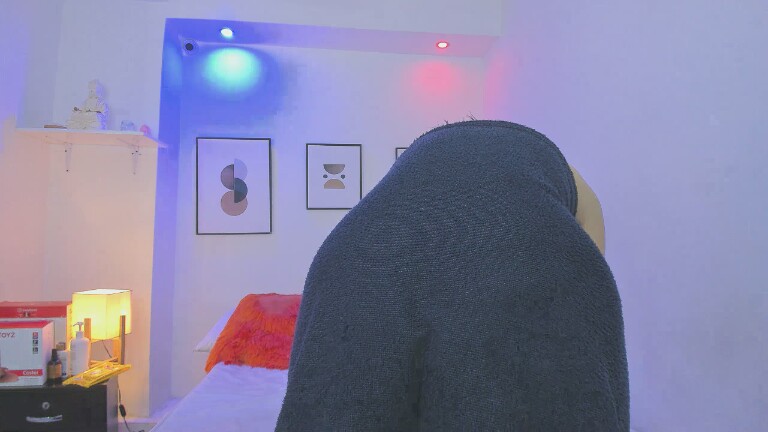 IsabelOrtega's Streamate show and profile