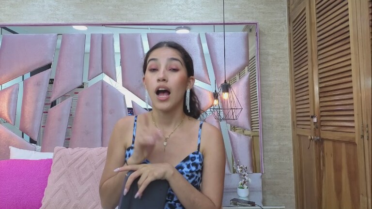 AbbyBenet's Streamate show and profile