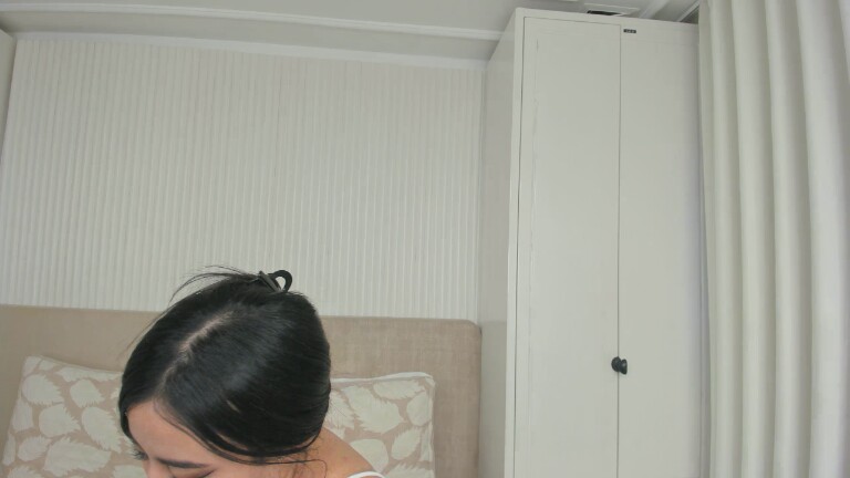 ValeriaYoung's Streamate show and profile