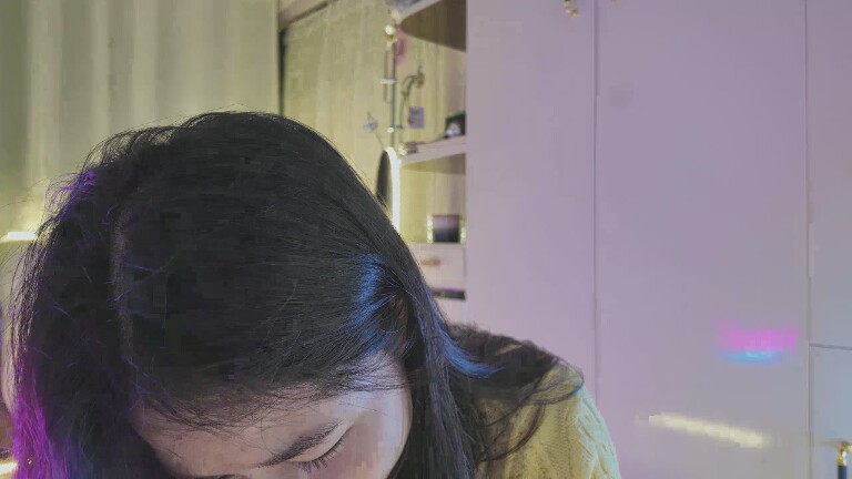 Bonbon99's Streamate show and profile