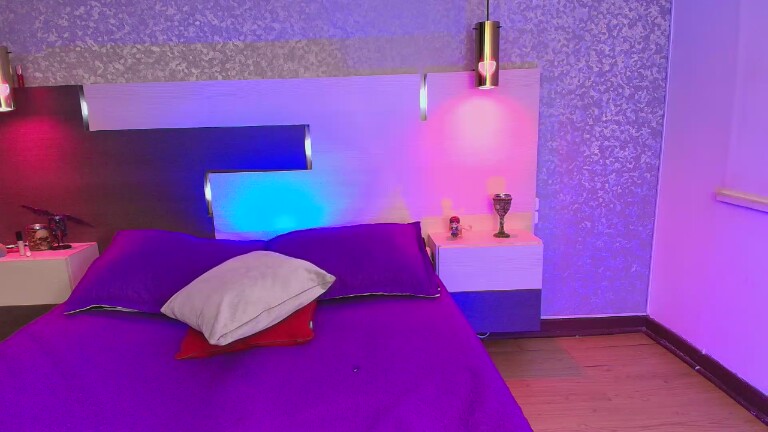 CassieJones's Streamate show and profile