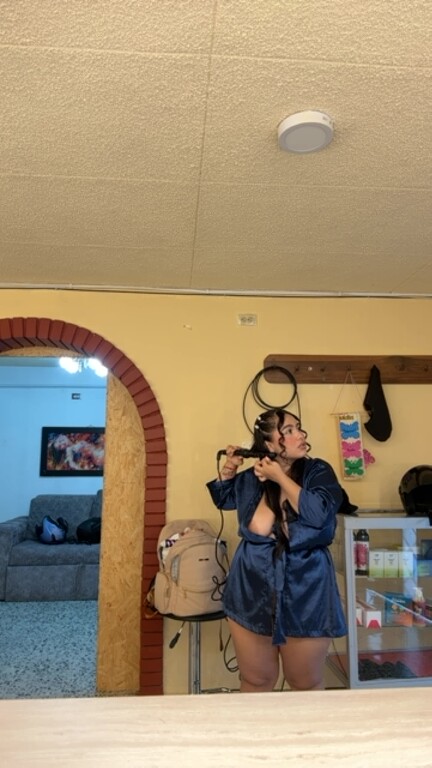 Evelin_Lombardi's Streamate show and profile