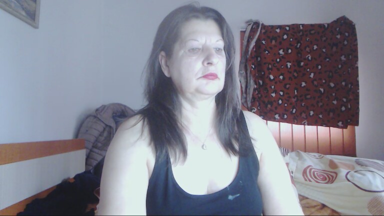 ExtasyMature's Streamate show and profile